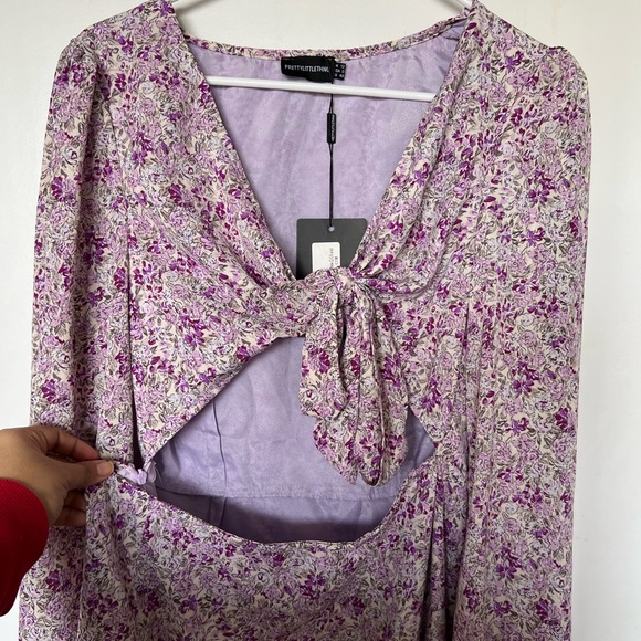 Worn once (tags on) purple floral maxi dress from Pretty Little thing. - Picture 2 of 4